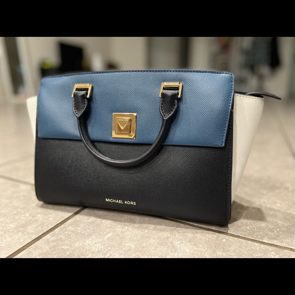 Michael Kors purse, original.